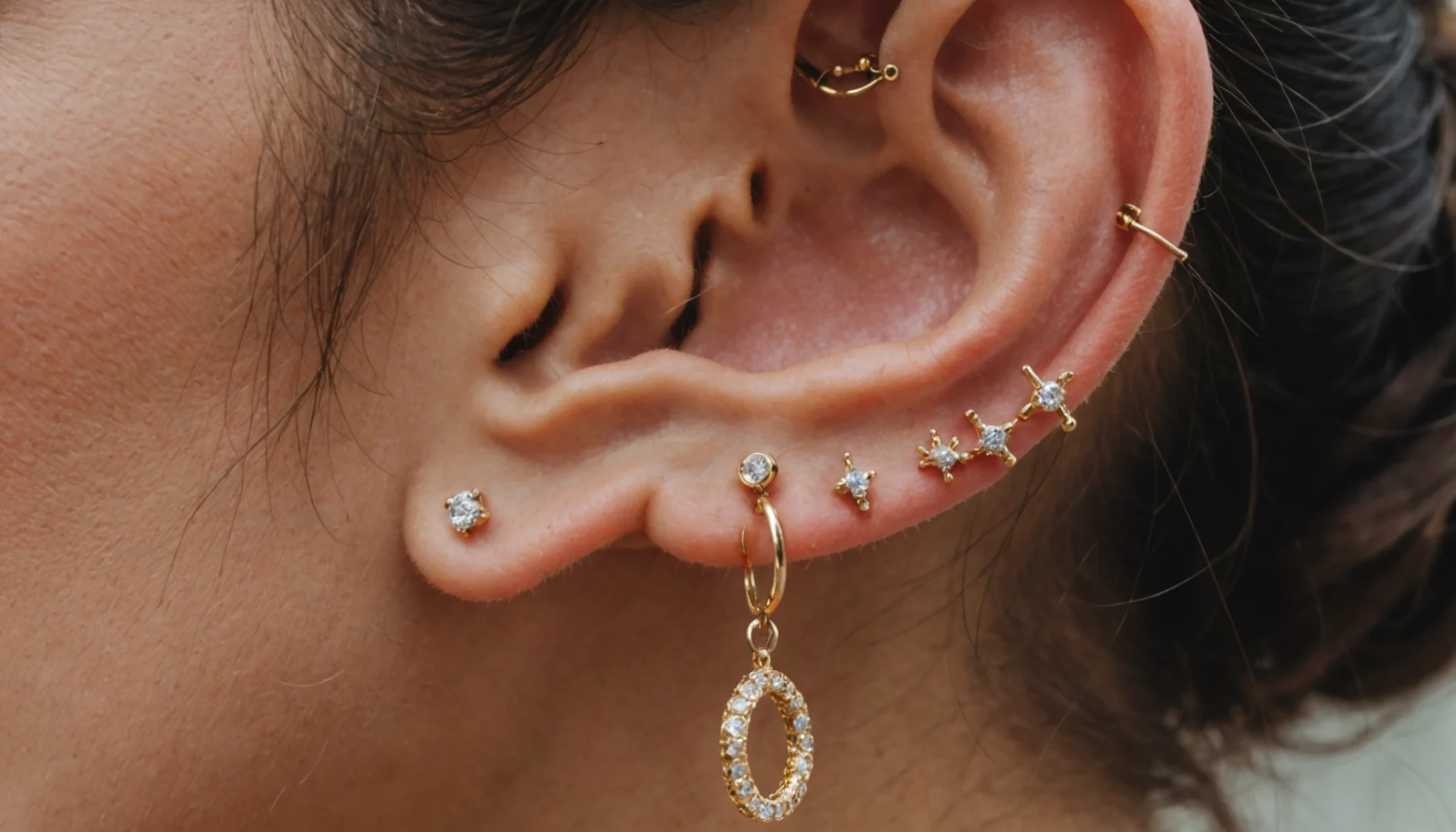 boucle d'oreille trois trous